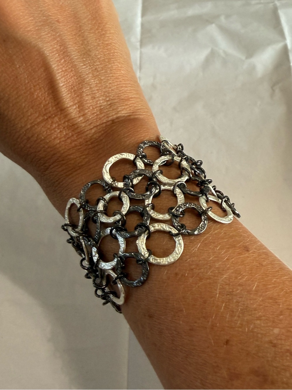 Hammered Mixed Metal Circle Link Statement Bracelet Silver Black Tone Wide Cuff